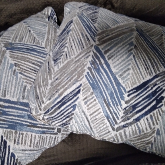 Pillows - Picture 2 of 3